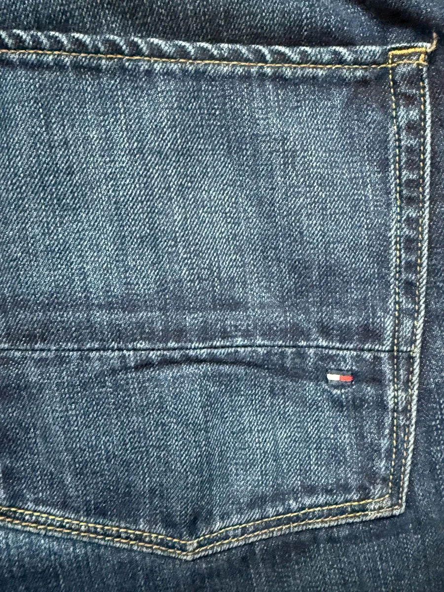 Tommy Hilfiger Jeans - Image 3