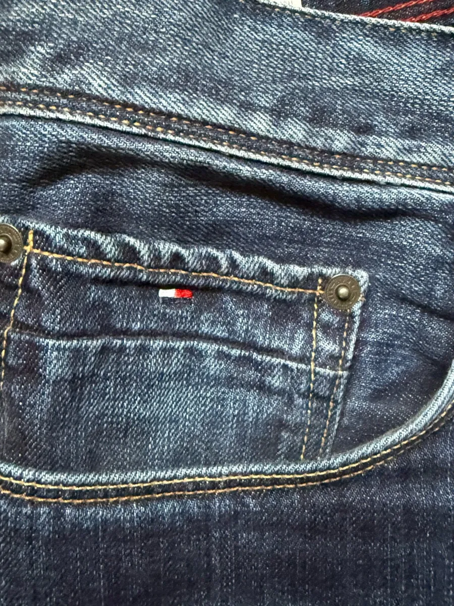 Tommy Hilfiger Jeans - Image 4