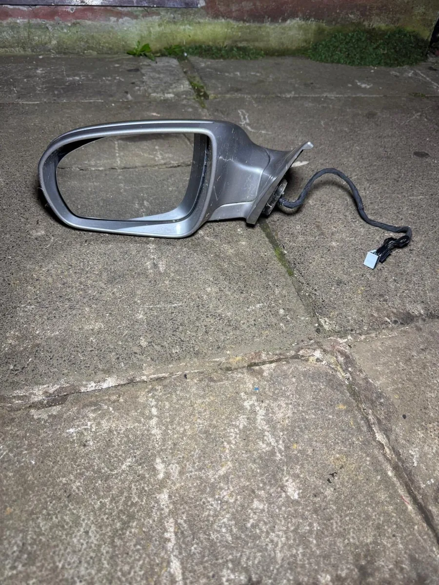 Mercedes cls class 2004-2010 C219 - Image 1