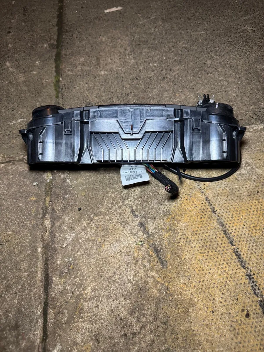 Mercedes cls class 2004-2010 C219 - Image 3