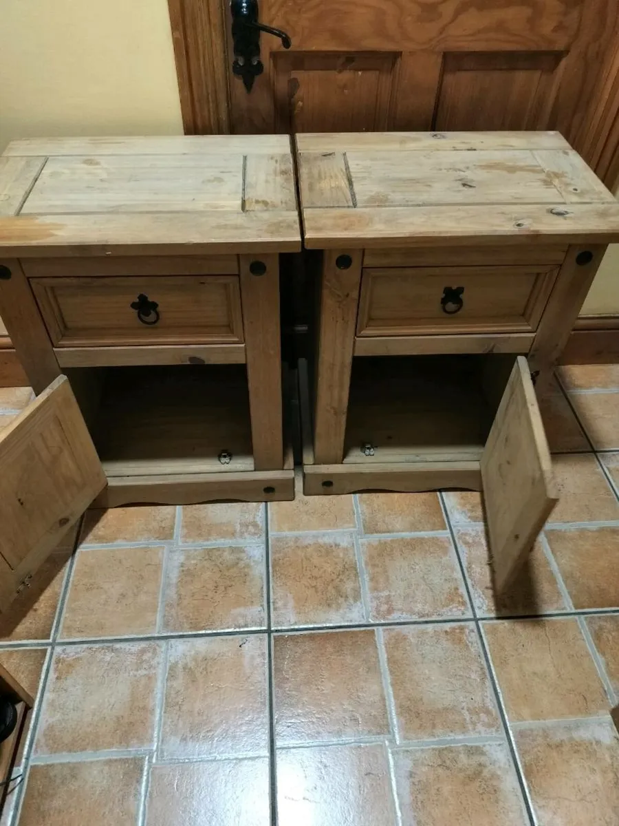 2 Mexican pine lockers - Image 3