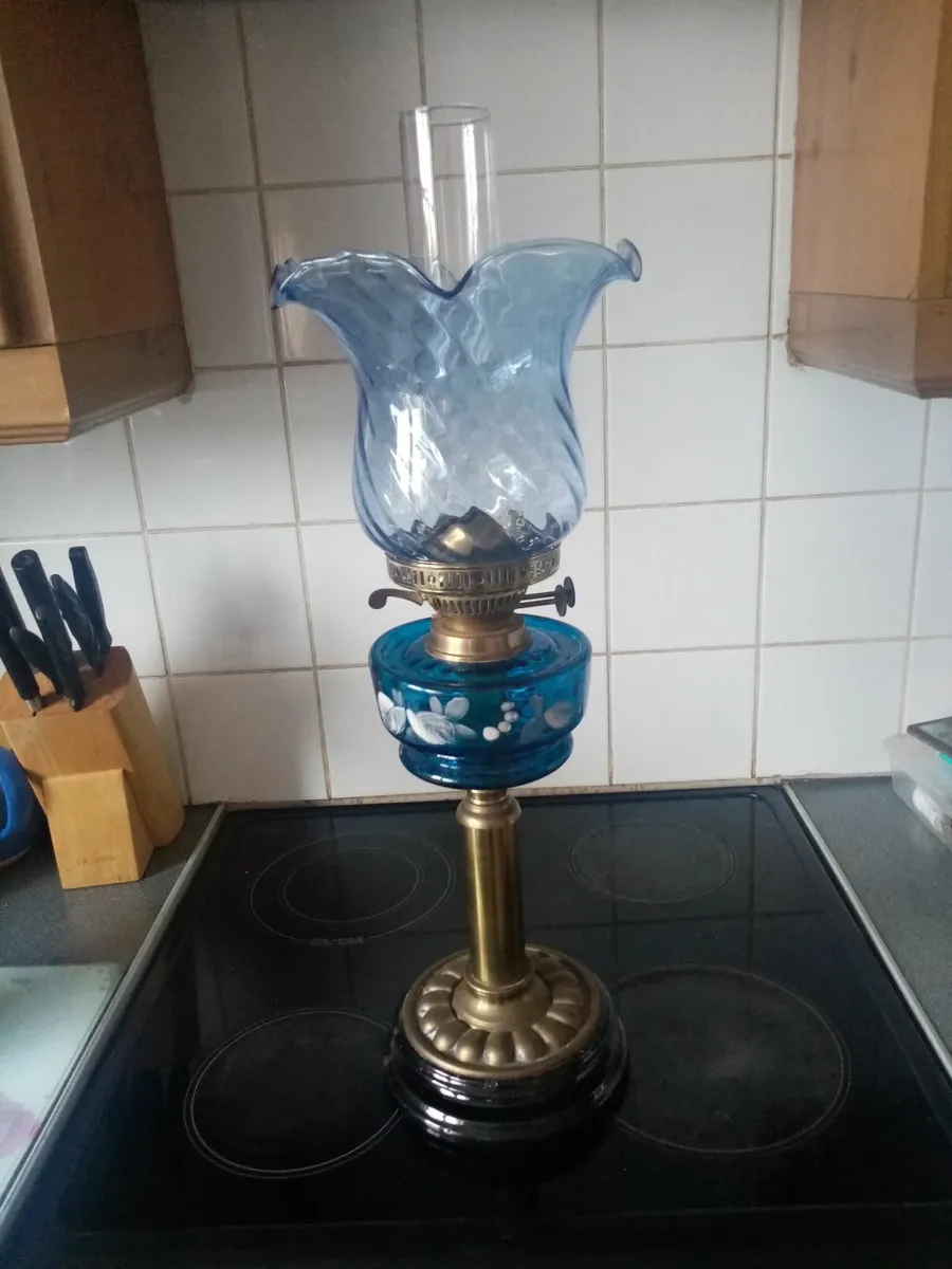 Vintage oil Lamp - Image 1
