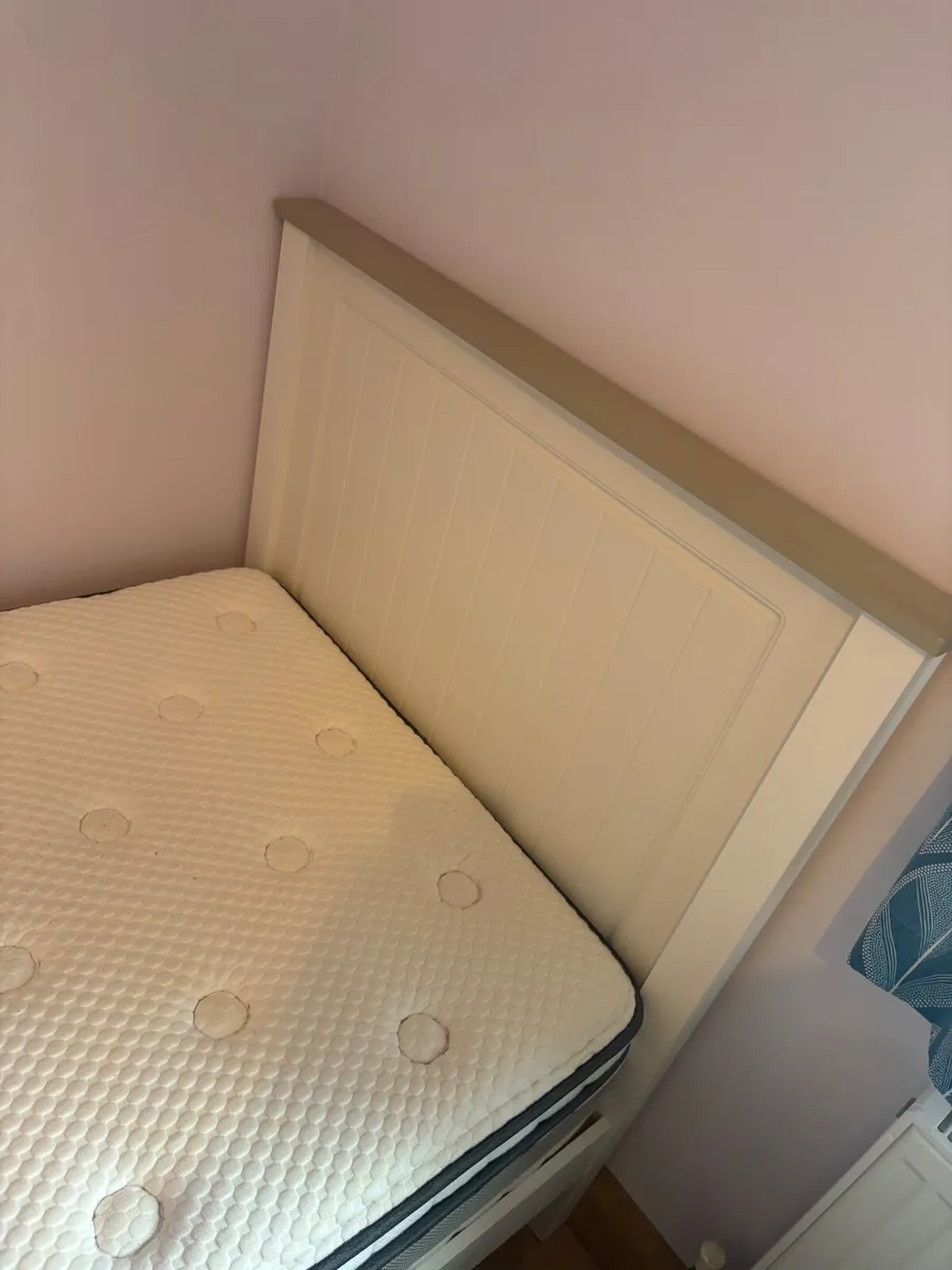 Single bed with mattress - Image 2