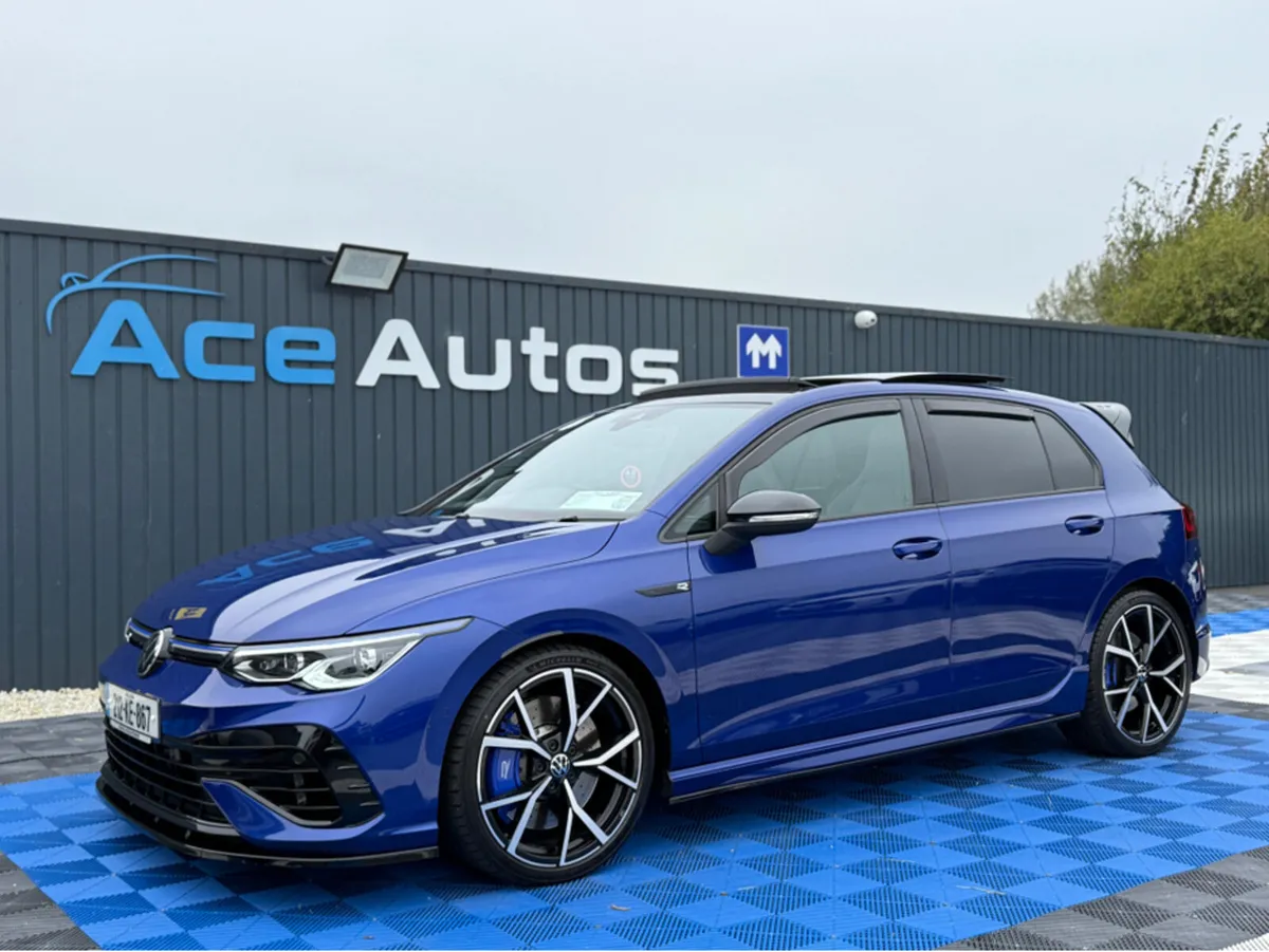 Volkswagen Golf R - 2.0L PETROL 4WD 320BHP AUTO - - Image 4