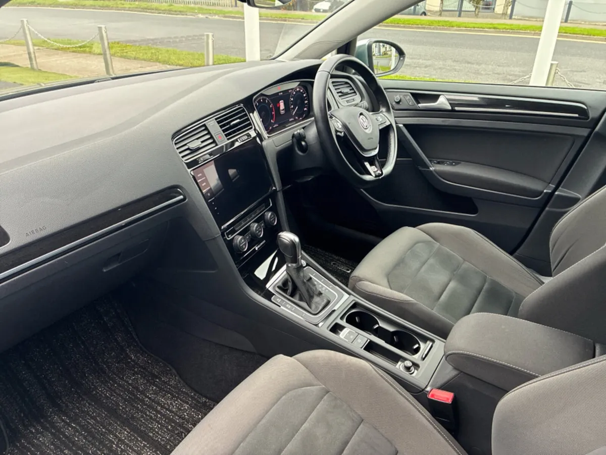 Volkswagen Golf 1.4L Petrol Automatic TSI R-Line - Image 3