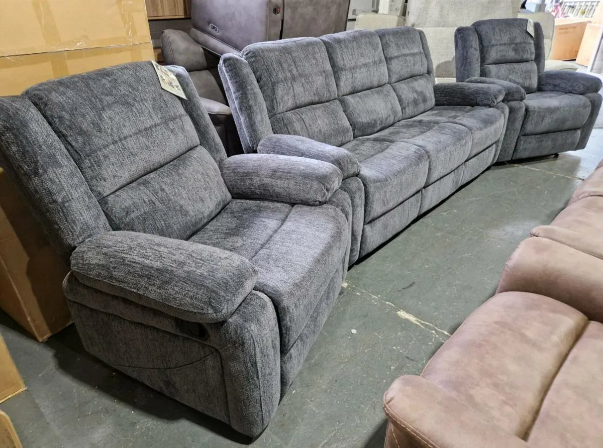 New 3+1+1 charcoal grey recliners - Image 1