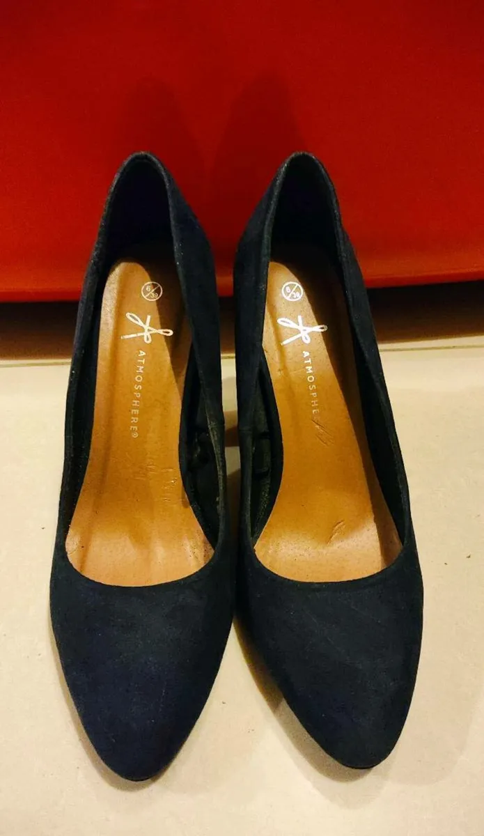 💙 Elegant Blue Suede Heels – Timeless & Chic - Image 1