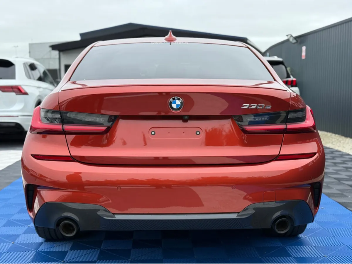 BMW 3-Series M-SPORT 330E - AUTO - 2.0L PETROL HYB - Image 3