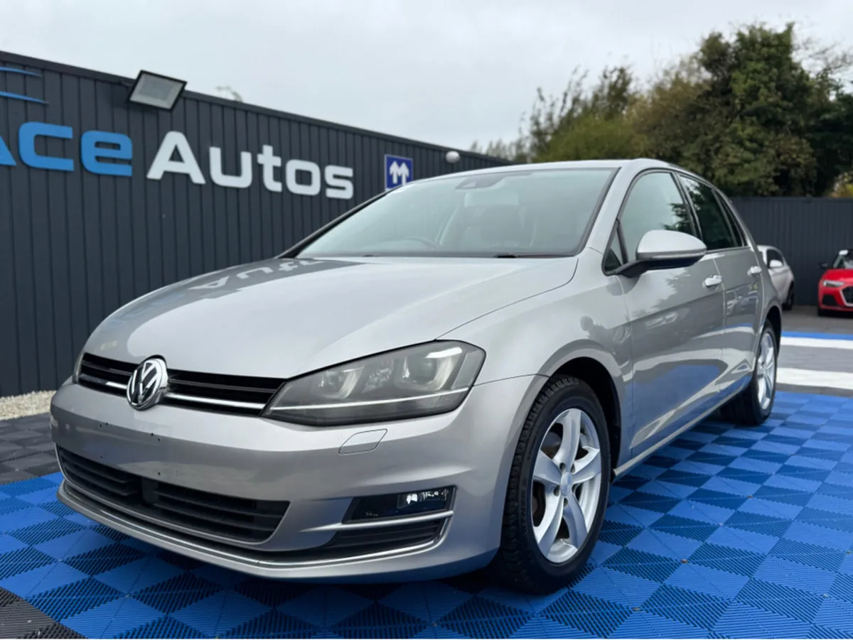 Volkswagen Golf HIGHLINE - 1.4 PETROL - AUTO - 12M - Image 2