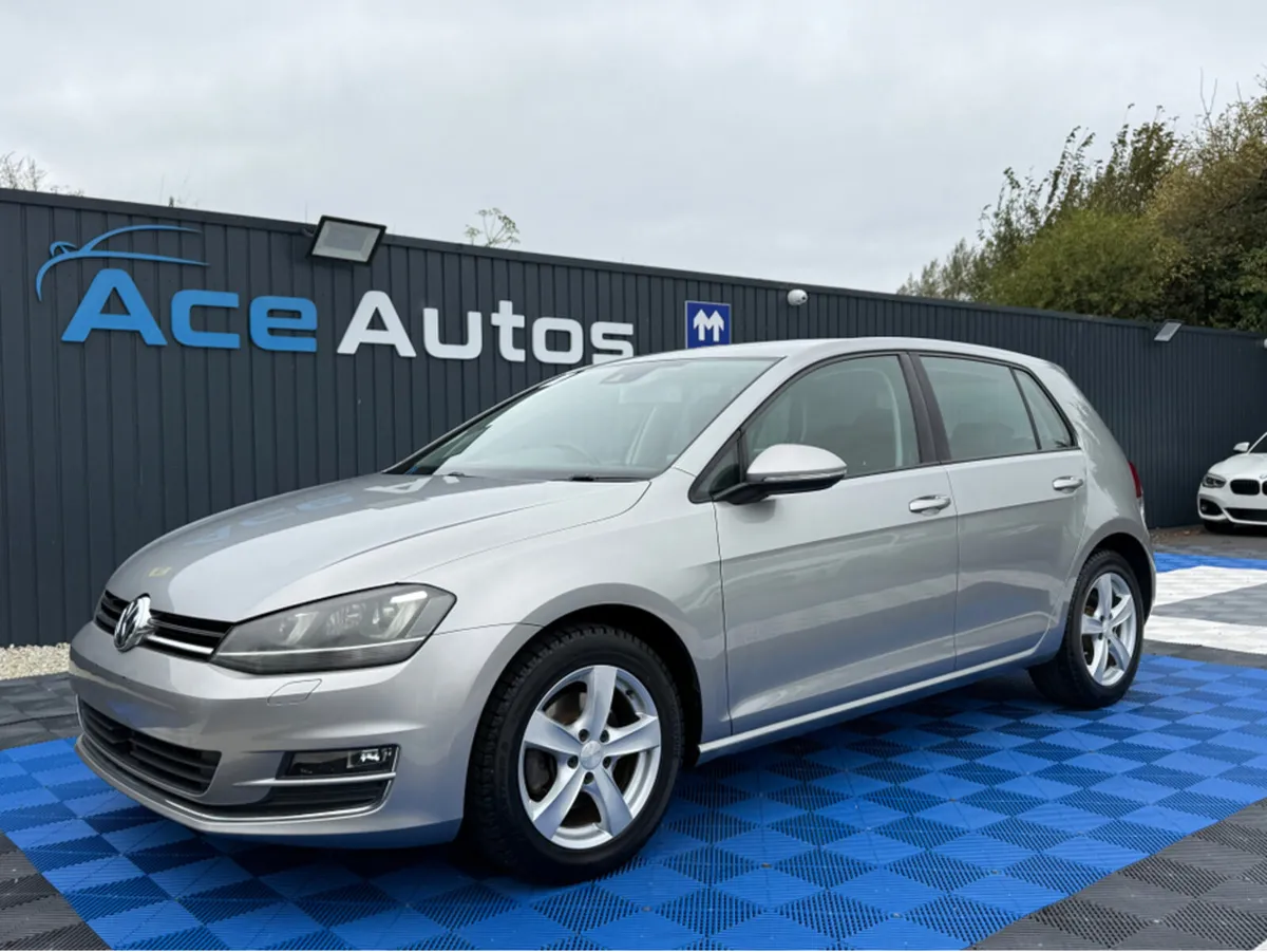 Volkswagen Golf HIGHLINE - 1.4 PETROL - AUTO - 12M - Image 3