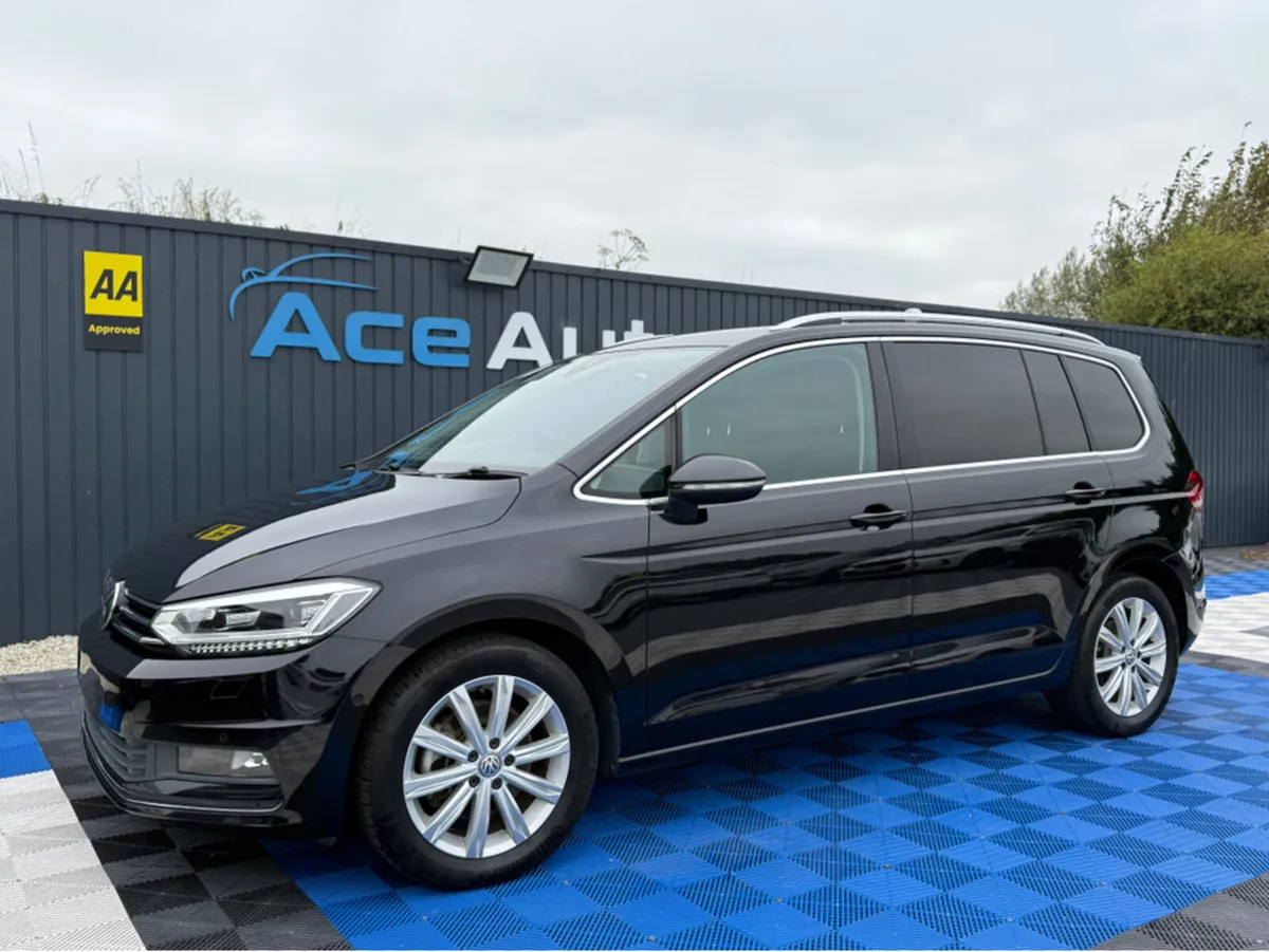 Volkswagen Touran HIGHLINE - 2.0L DIESEL - 7 SEATS - Image 4