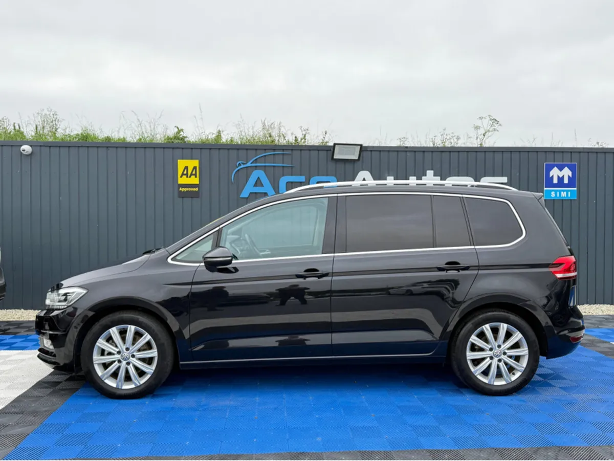 Volkswagen Touran HIGHLINE - 2.0L DIESEL - 7 SEATS - Image 4