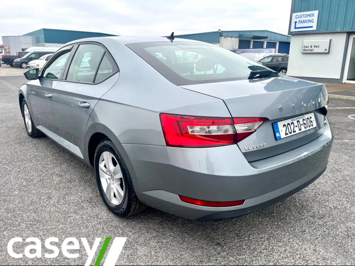 Skoda Superb ACTIVE 2.0 TDI 150HP 4DR - Image 3