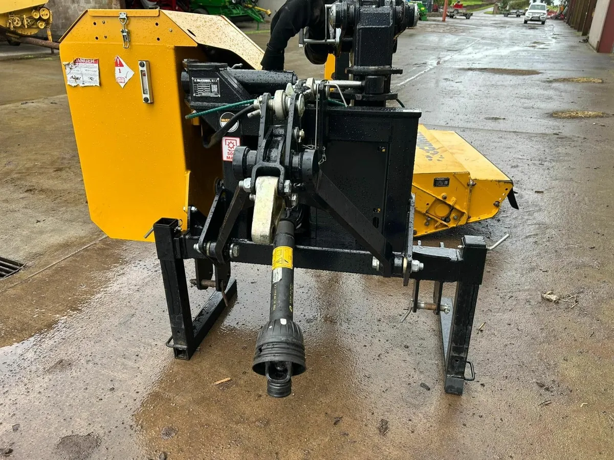 McConnel PA5455 hedgecutter - Image 3
