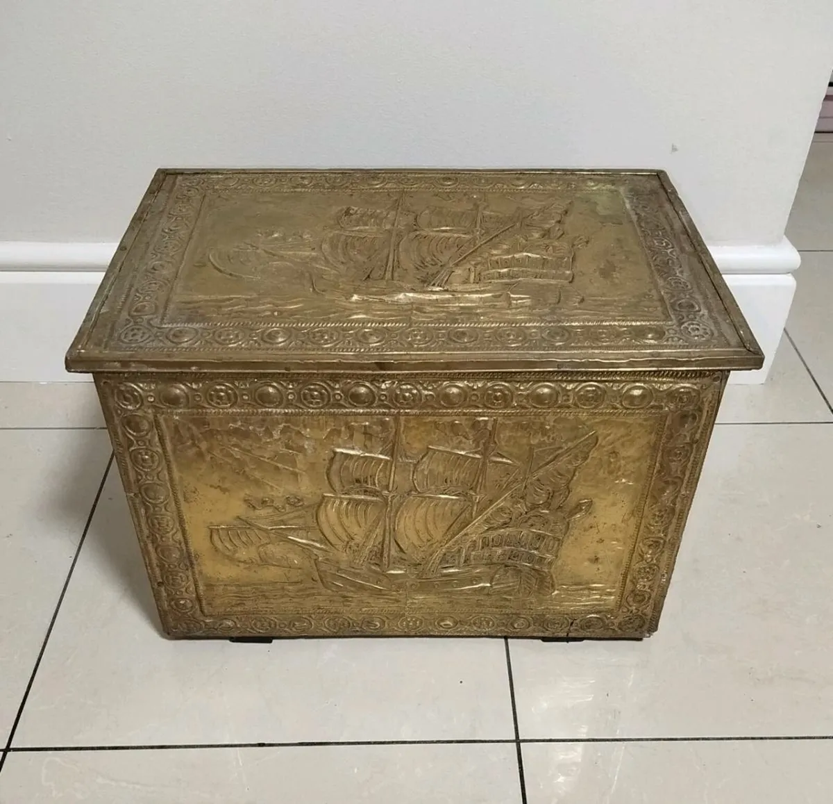 Brass Coal Box - Image 1