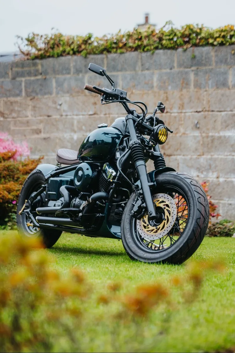 YAMAHA DRAGSTAR XVS650 DEADBEAT BOBBER - Image 3