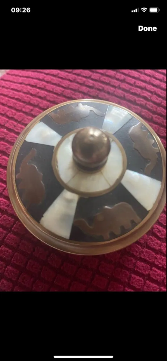 Vintage Brass/ Copper/Mother of Pearl Ring Box - Image 2