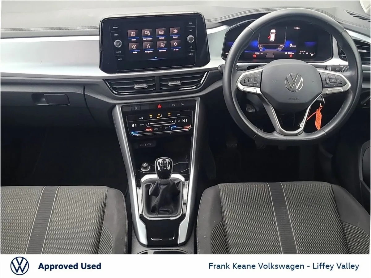 Volkswagen T-Roc Commercial 2.0tdi 116BHP  2-seat - Image 2