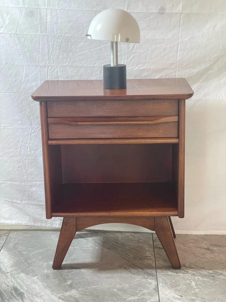 Mid century nightstands - Image 4