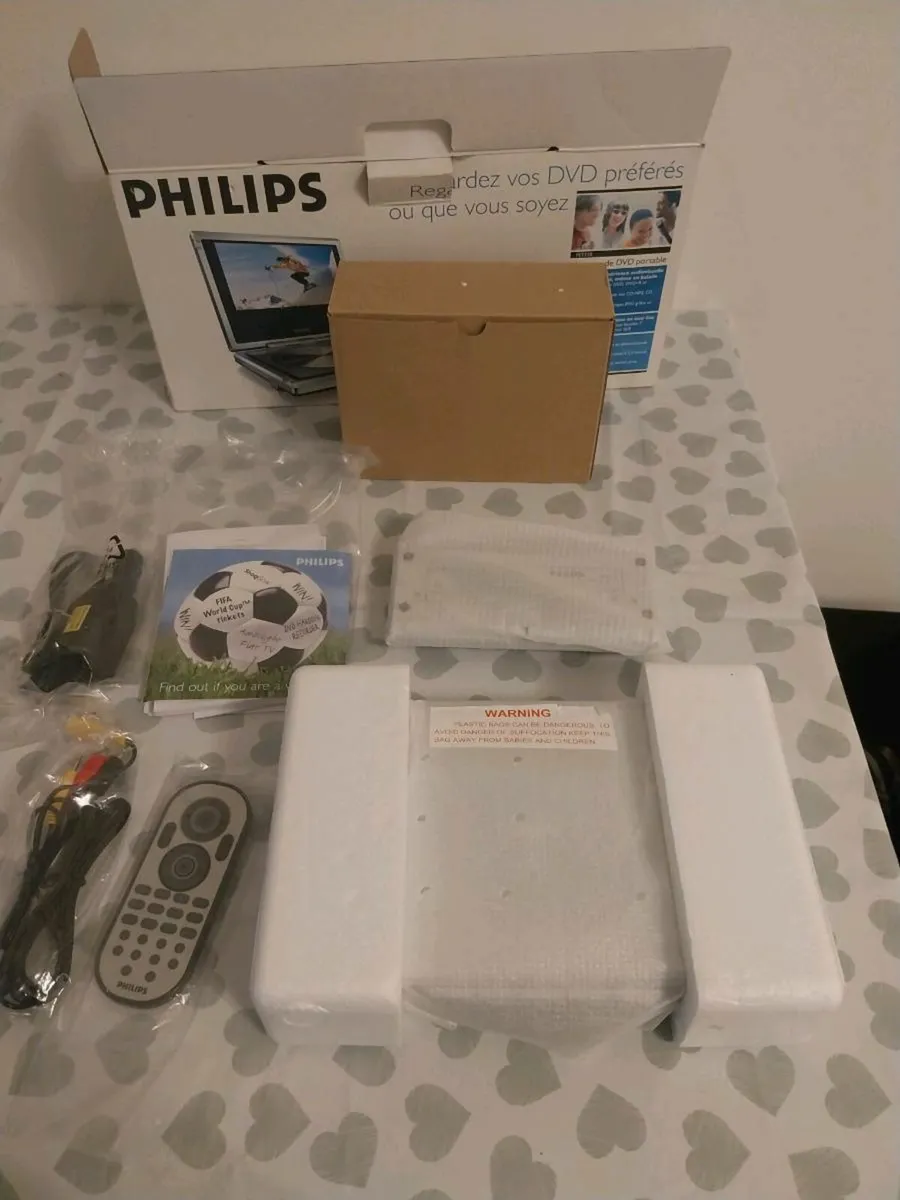 phillips portable dvd player - Image 1