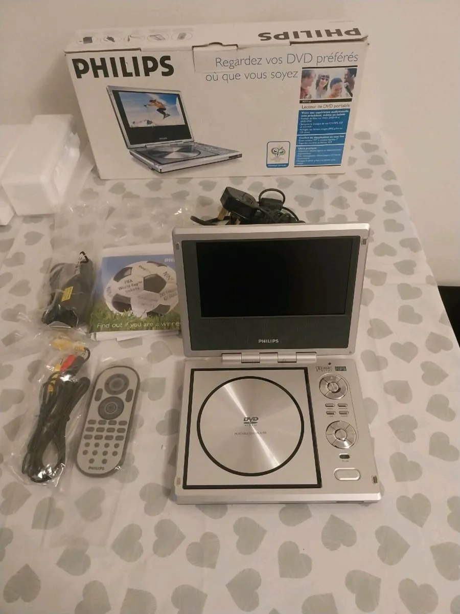 phillips portable dvd player - Image 1
