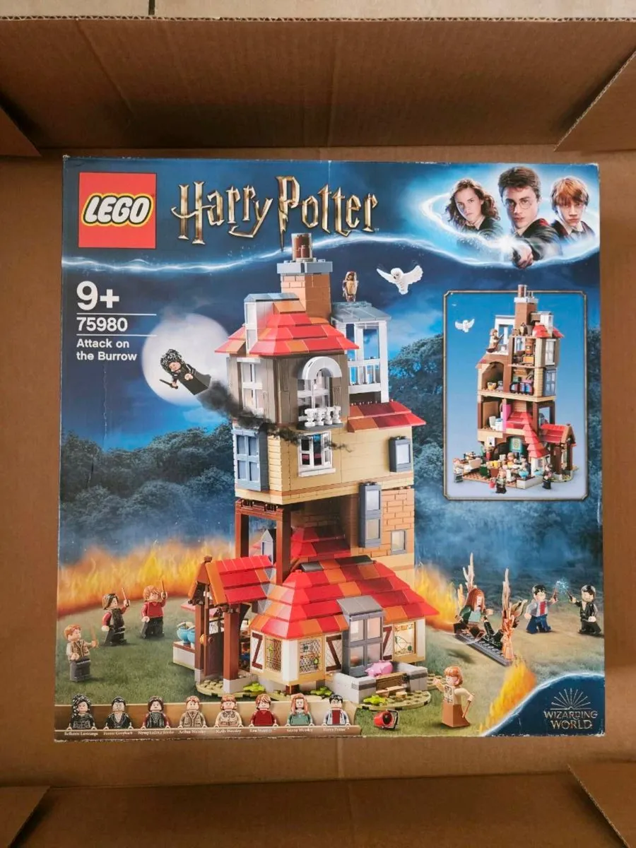 Lego attack on the burrow 75980 harry potter