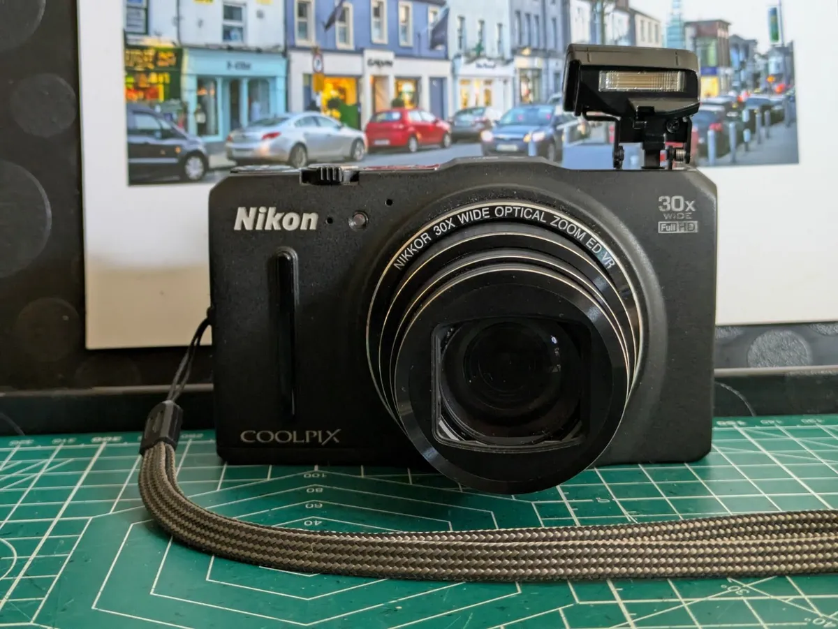 Nikon S9700 16MP 30x zoom compact camera - Image 1