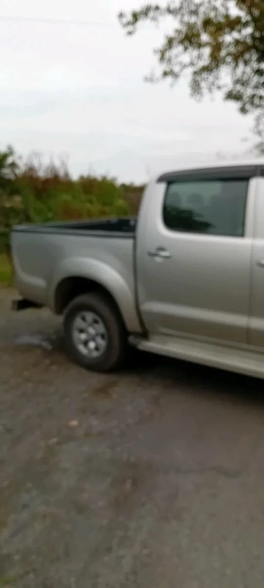 O9 hilux - Image 3