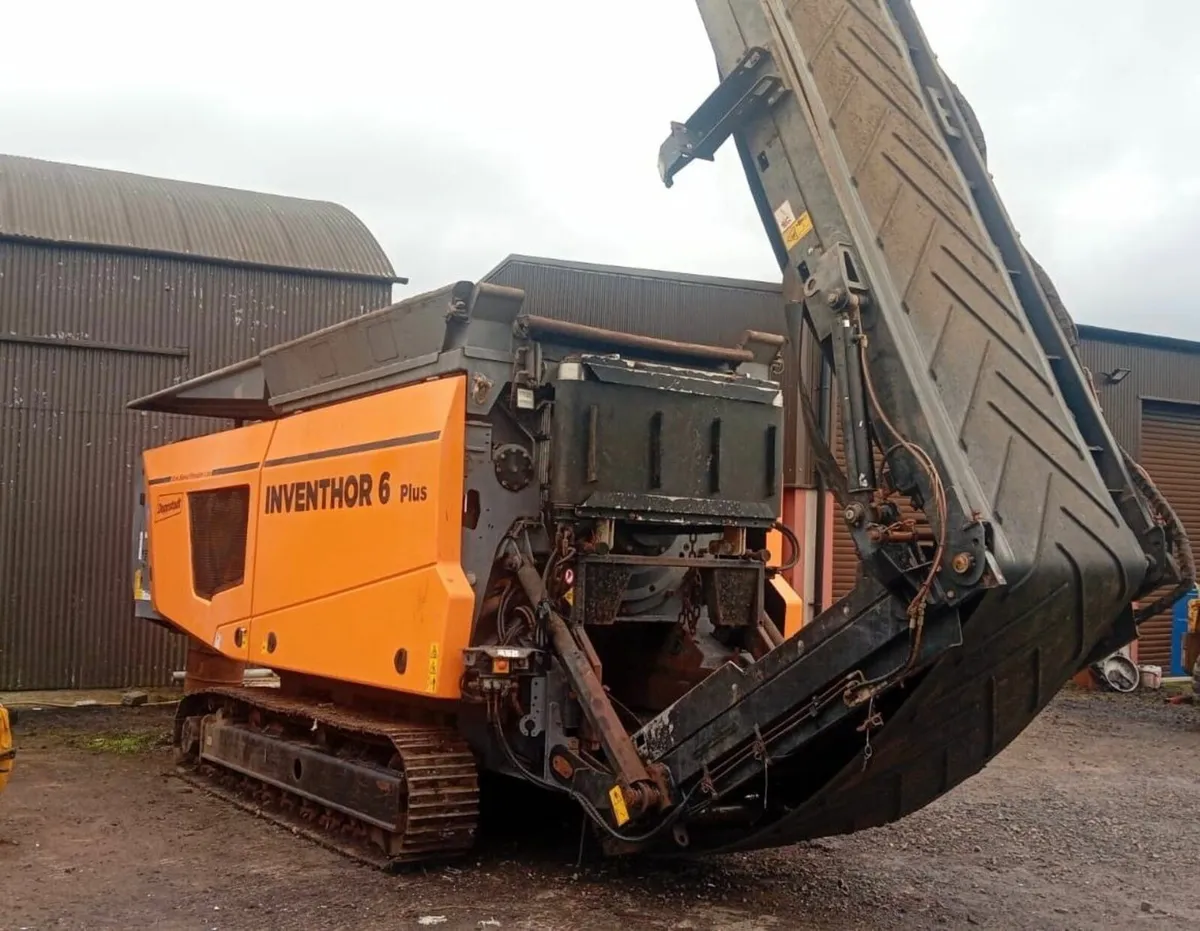Doppstadt Inventhor 6 Plus Tracked  Shredder - Image 3