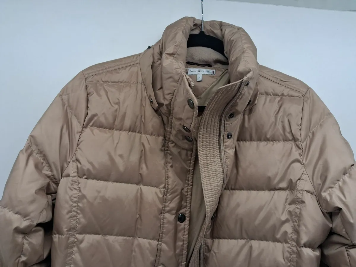 Online Auction Of A Tommy Hilfiger Jacket & More! - Image 2
