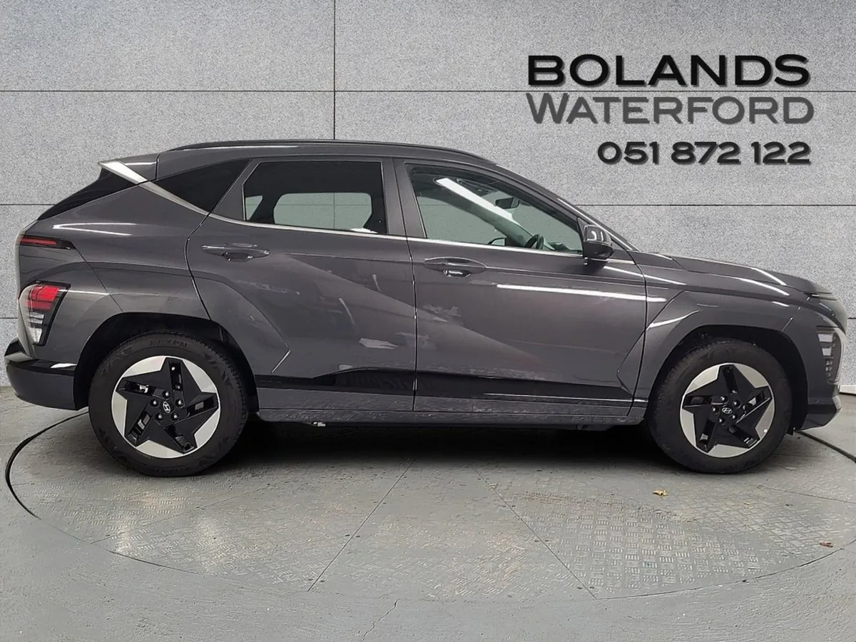 Hyundai Kona Kona EV Elegance 65kwh - Image 4