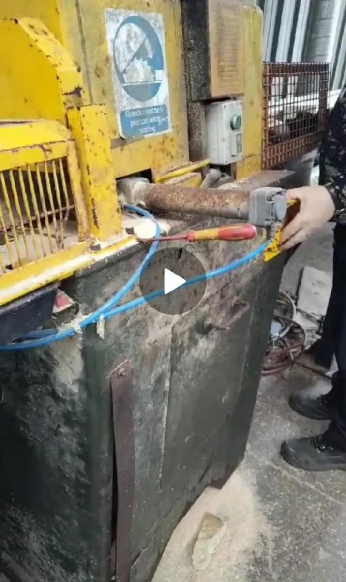 Upcut Crosscut Machine - Image 2
