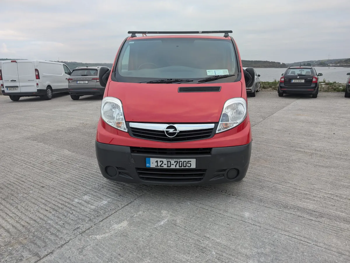 Opel Vivaro 2012 - Image 2