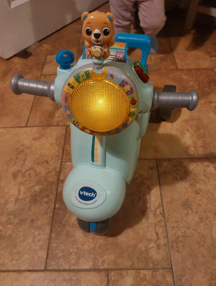 VTech Baby Scooter Ride & Balance 2-in-1 - Image 2