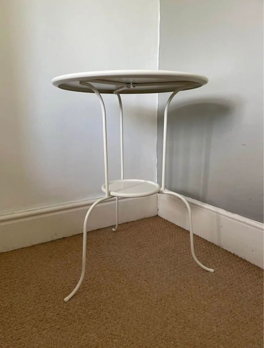 Small white side table - Image 4