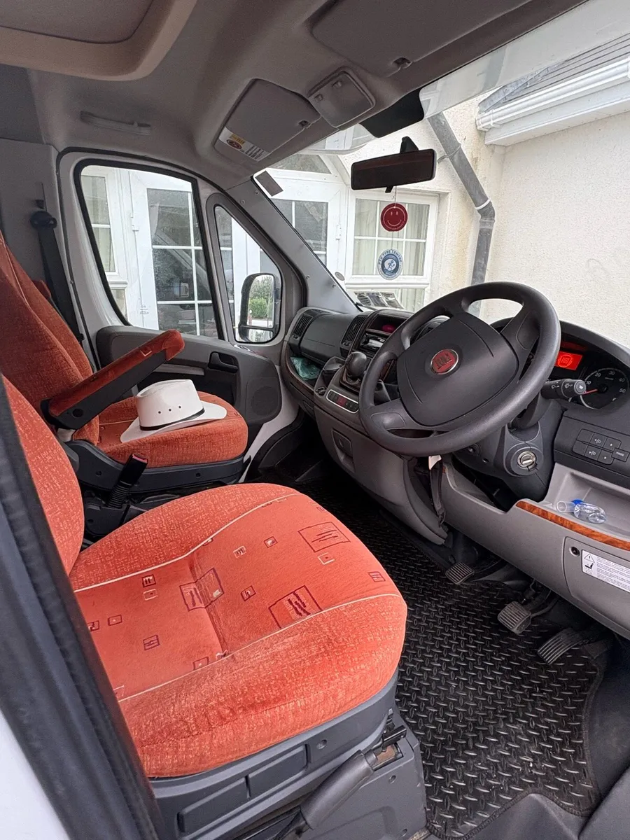 2010 Motorhome - Image 4