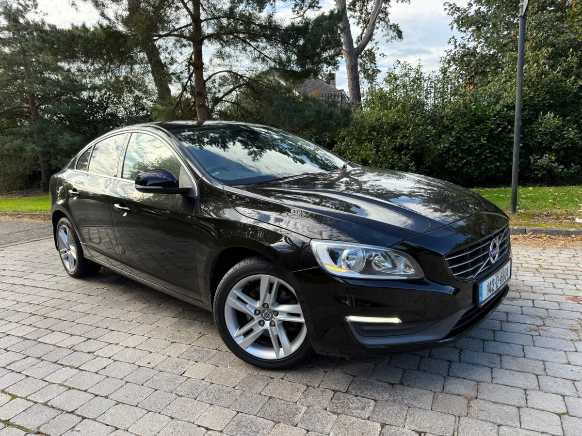 Volvo S60 2014 LEATHER SEATS - Image 1