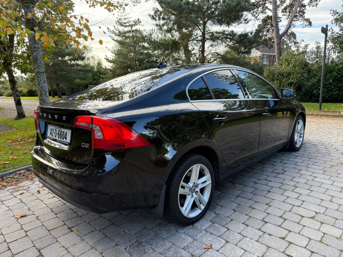 Volvo S60 2014 LEATHER SEATS - Image 4