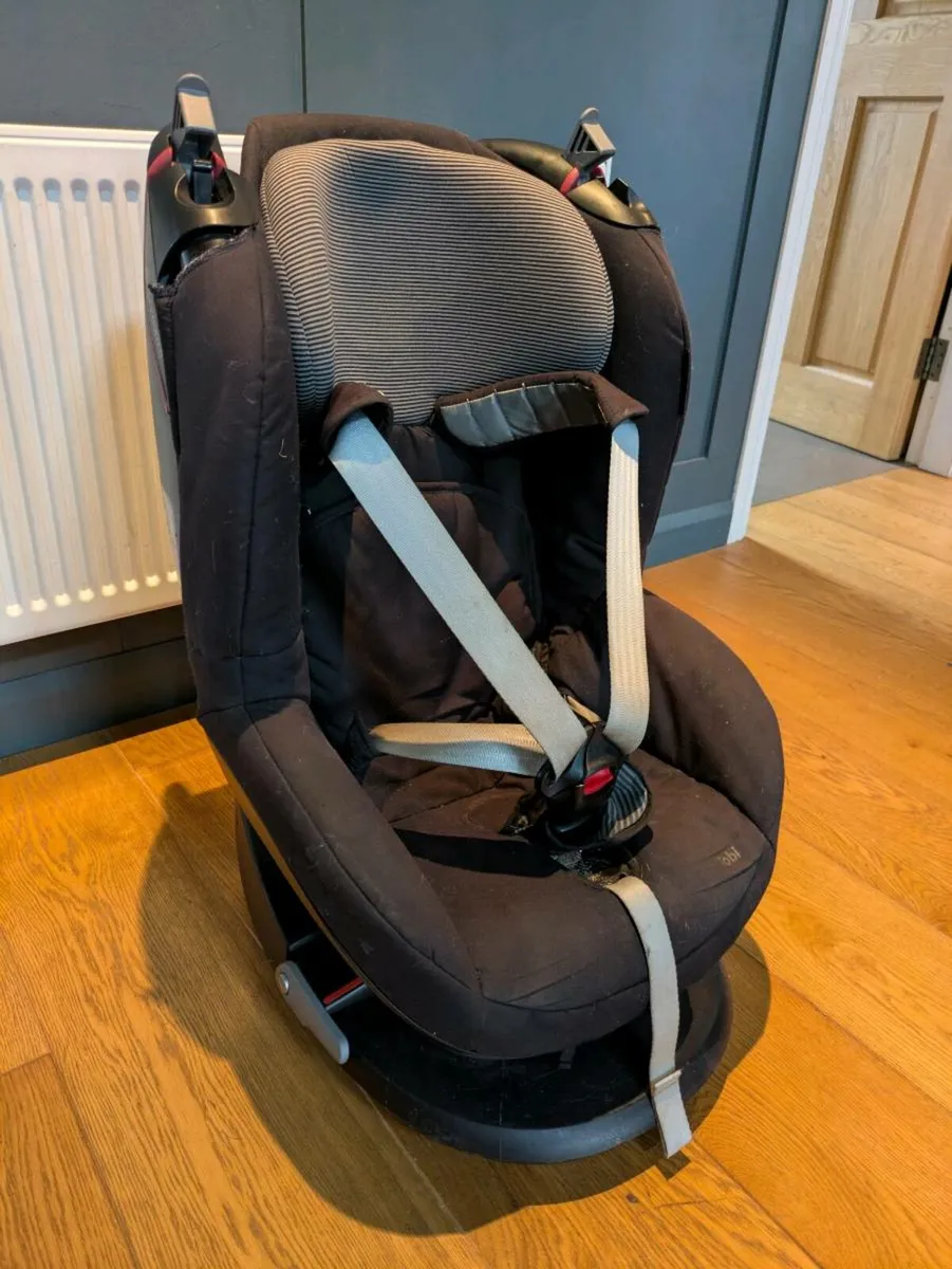 Maxi-Cosi Tobi Car Seat (Group 1, 9–18 kg) - Image 1