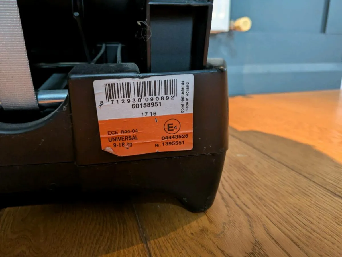 Maxi-Cosi Tobi Car Seat (Group 1, 9–18 kg) - Image 2