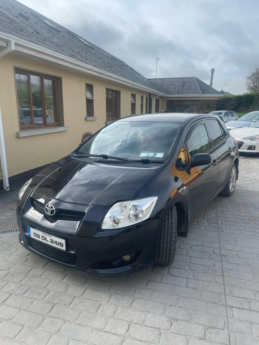 Toyota auris 2009 - Image 2