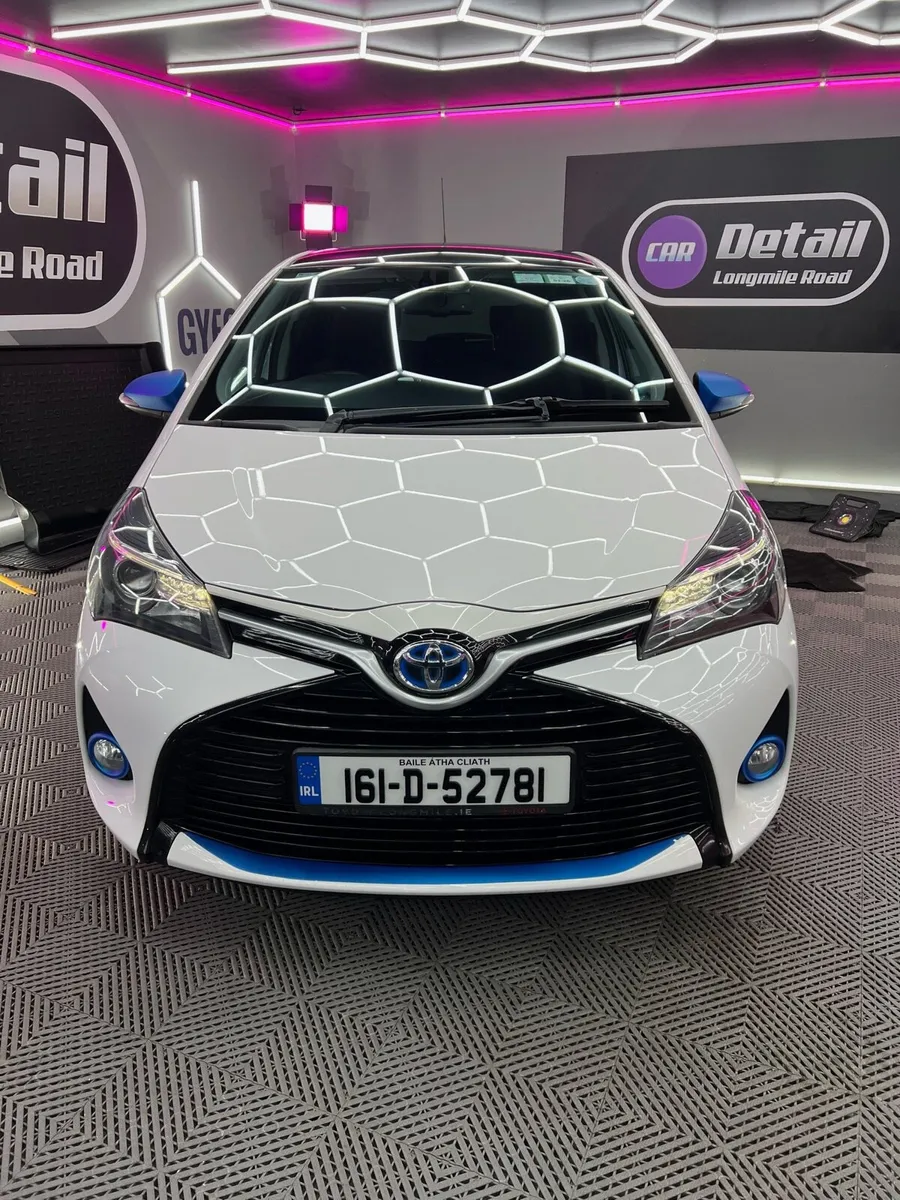 Yaris Hybrid 2016 - Image 2