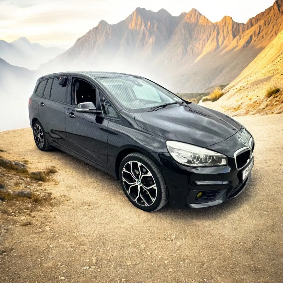 2017 BMW 218 Dsl 2.0 Automatic  7-Seater - Image 3