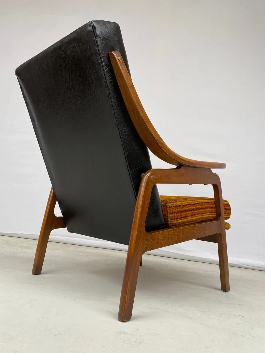 Mid Century Retro Danish Armchair - Image 4