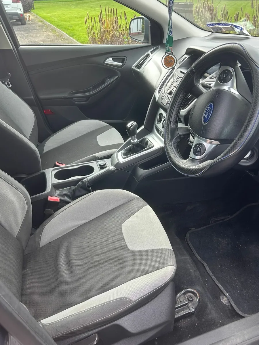 Ford Focus 2012 - Image 4