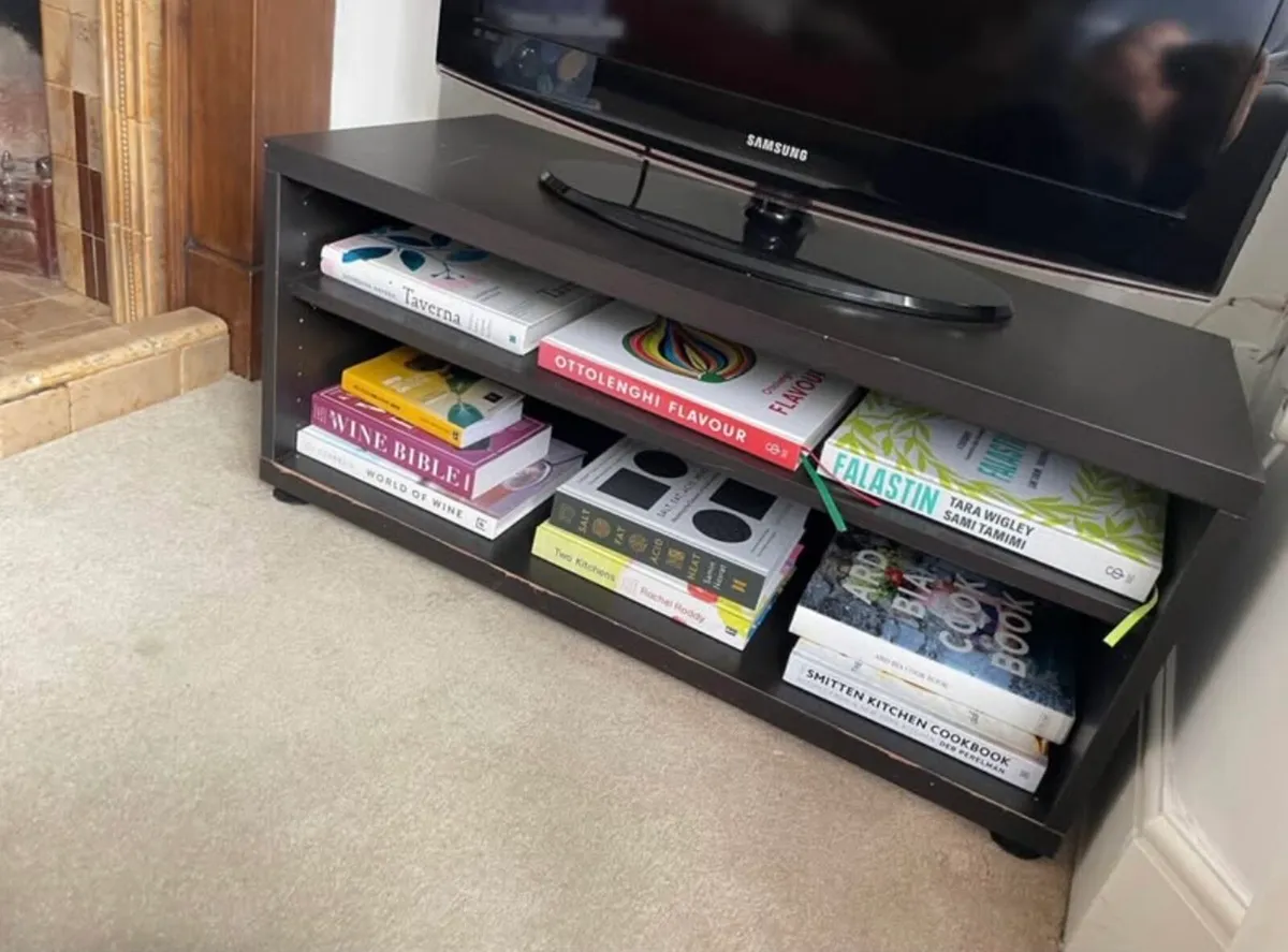 Wooden TV stand - Image 2
