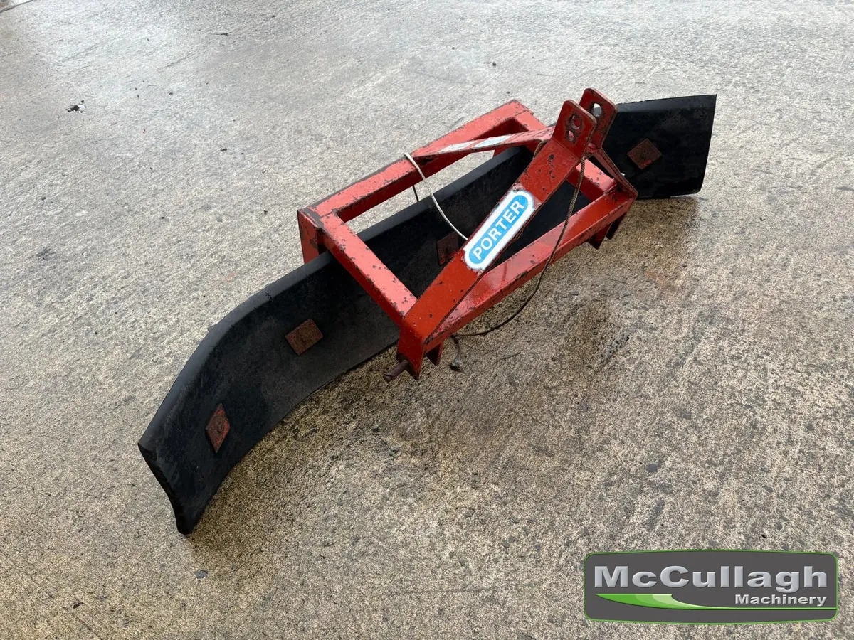 Porter Fold-Over Yard Scraper - Image 3