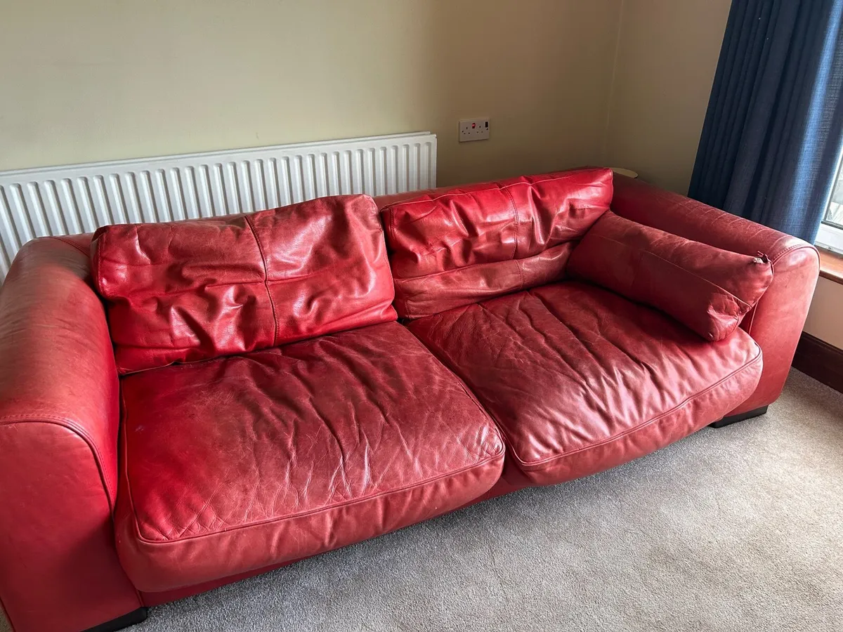 Red Leather Suite - Image 1