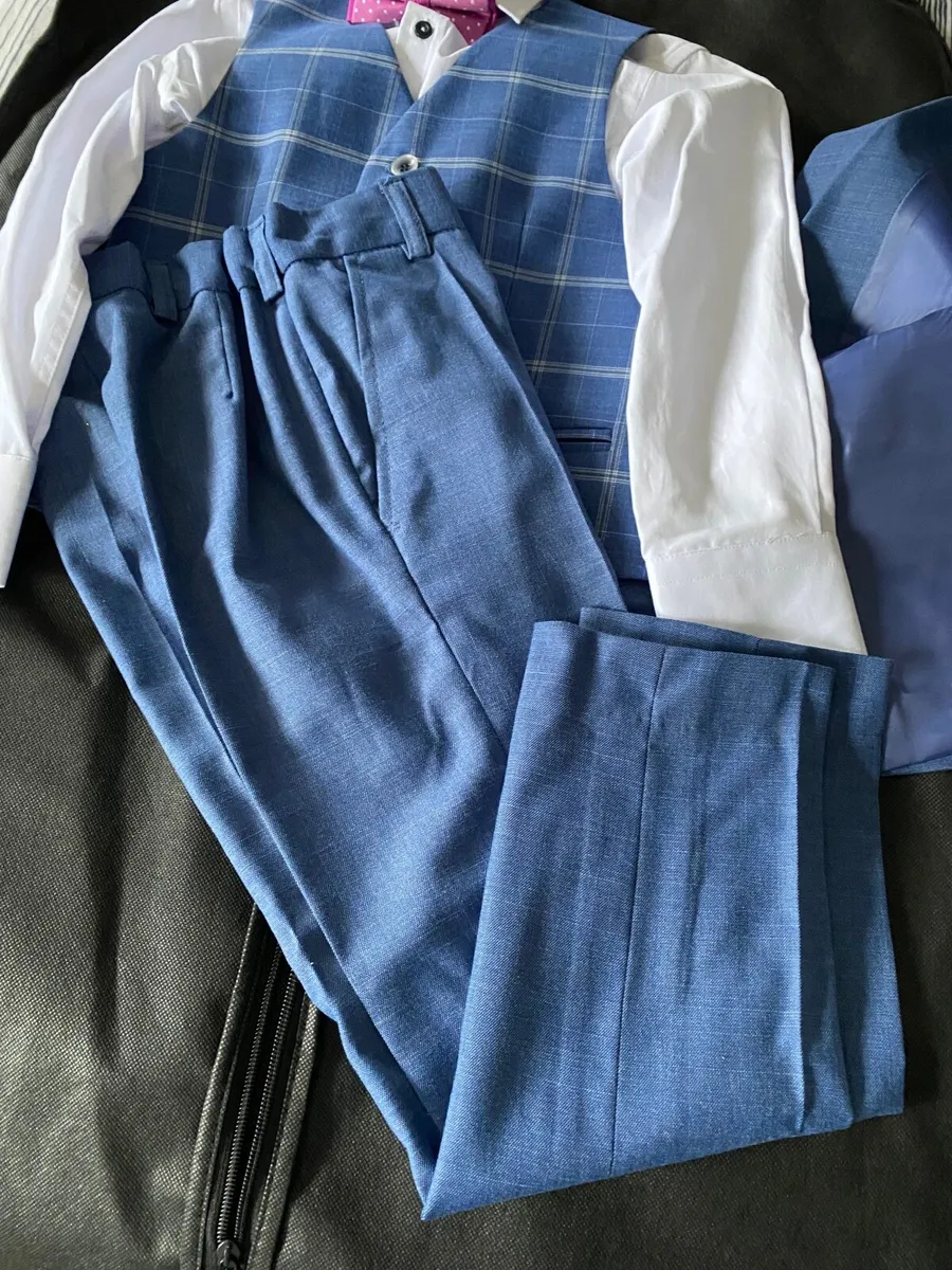 Boys communion suit - Image 4