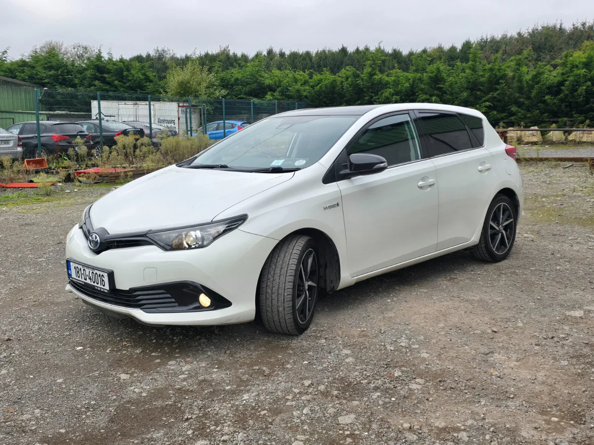 181 TOYOTA AURIS *HYBRID*LUNA SPORT* - Image 4